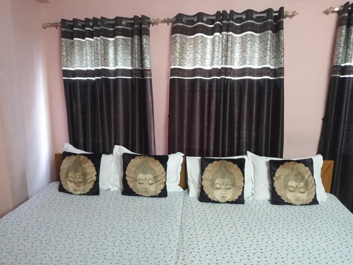 Hotel Royale 加尔各答 外观 照片
